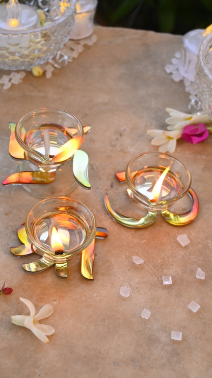 Mini Diyas- Flame (Set Of 3)