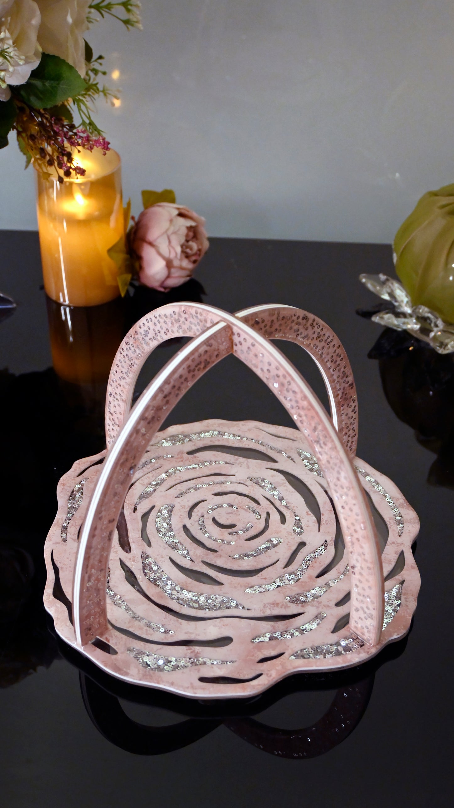 Lotus & Rosette Peach: Criss Cross Platter