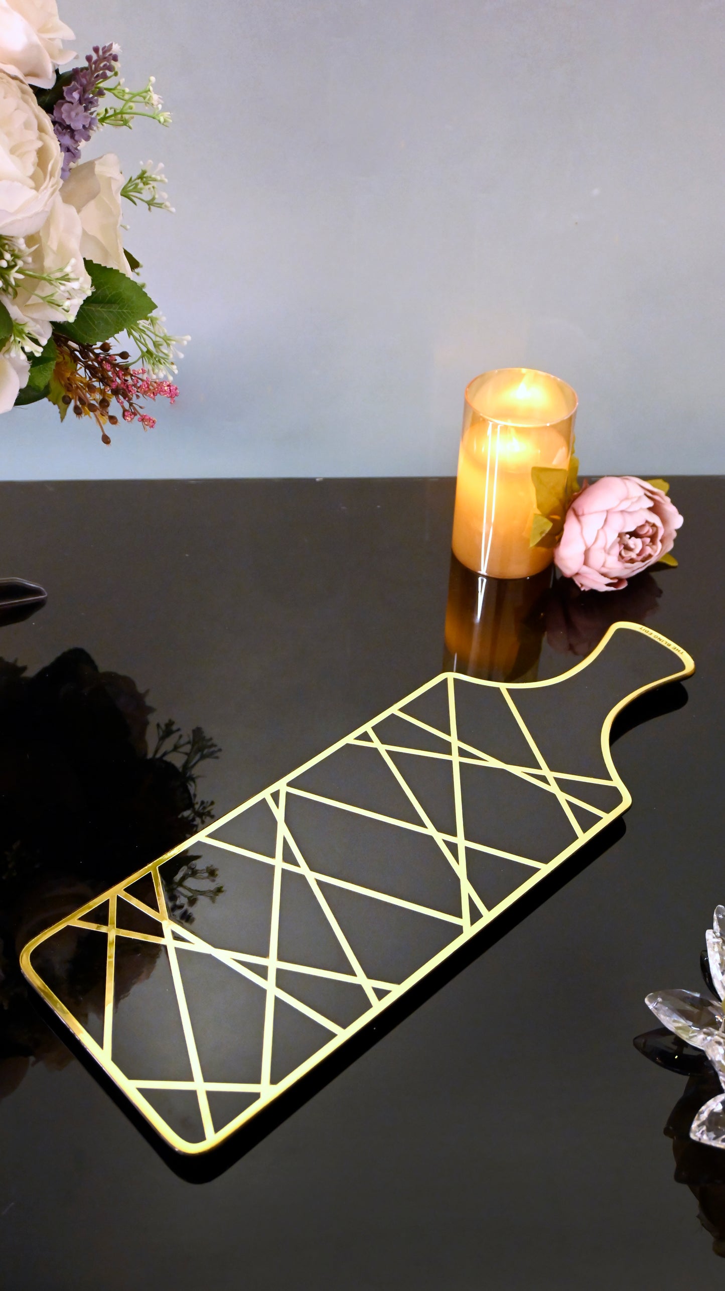 Black & Gold Dancing Line: Bat Platter