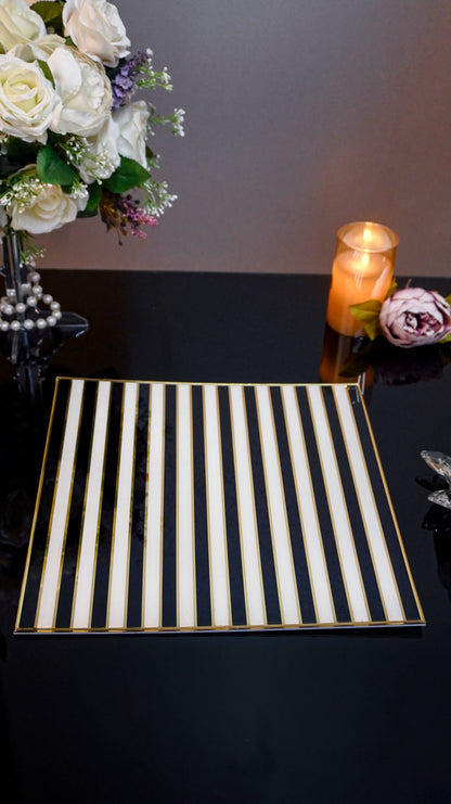 Black & White Linear: Placemat