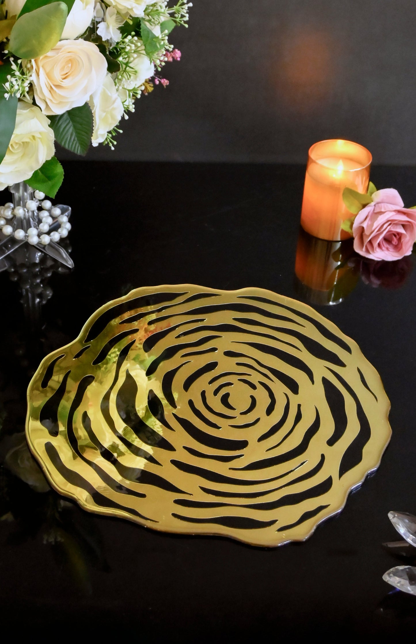 Black & Gold  Rossette: Placemat