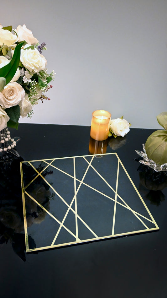 Black & Gold Dancing Line: Placemat