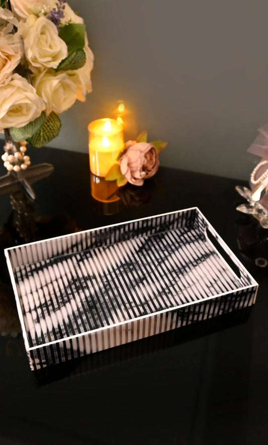 Fluted Marble White: Medium 4 Wall Tray