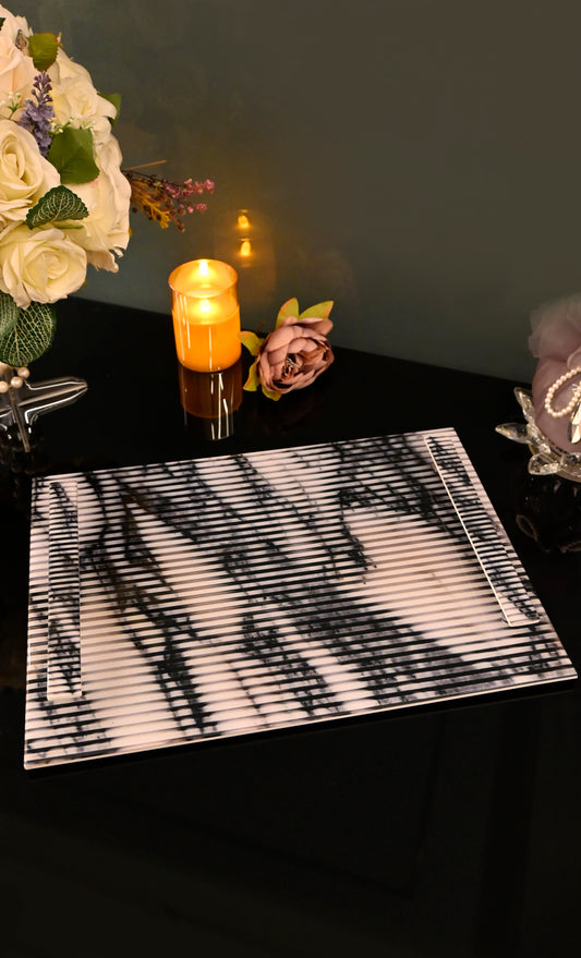 Fluted Marble White: Large Tray