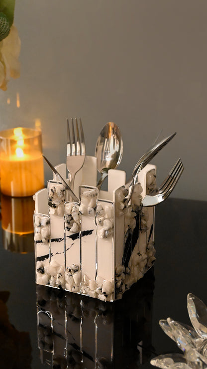 High Low Stones White: Cutlery Holder